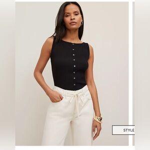 Ribbed Sleeveless Button Top Size Medium NWT